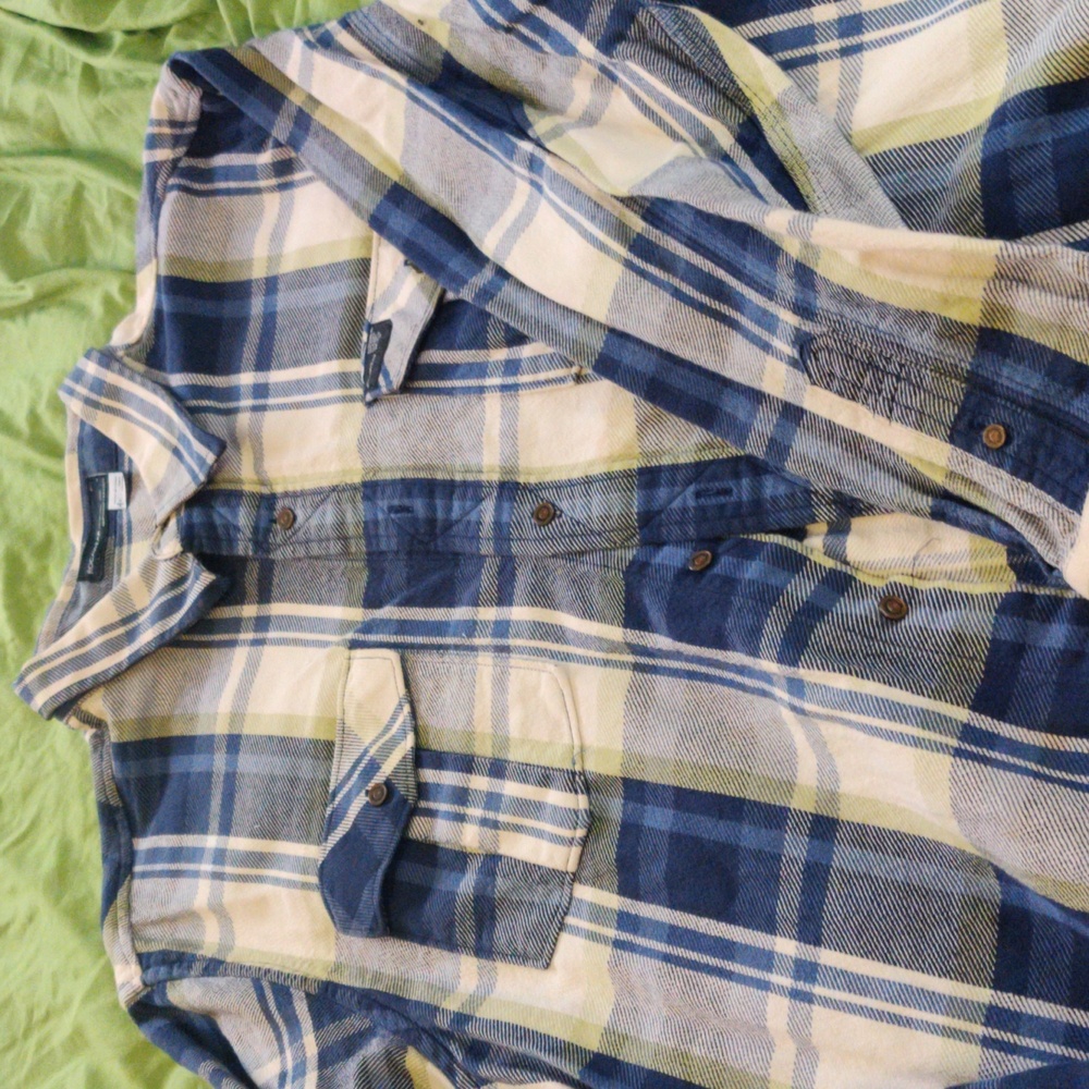 Men's shirt